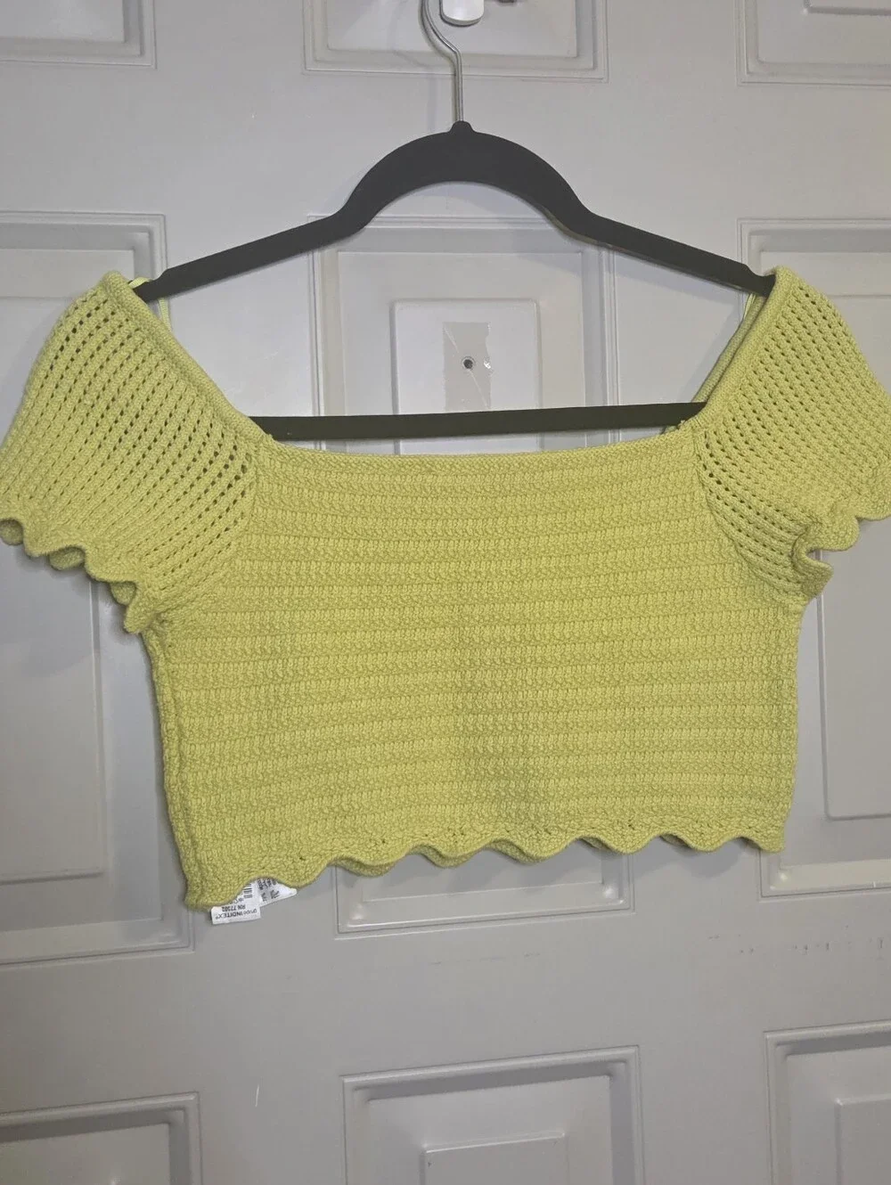 Zara - Lemon-lime Crochet Button-Front Crop Top